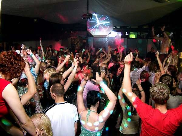 PCT Party Alerts!!! SEND D/M OF PARTIES AROUND CAMPUS! Not Affiliated With Penn College