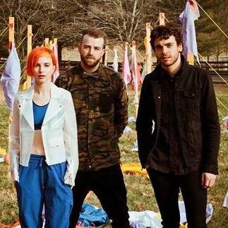 Welcome this is a first and the official fan base of Paramore in Cancún, México!
Follow us.
#Parafamily.