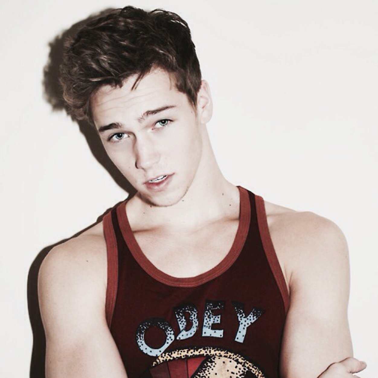 I dont even know what to say about myself. [THG RP]