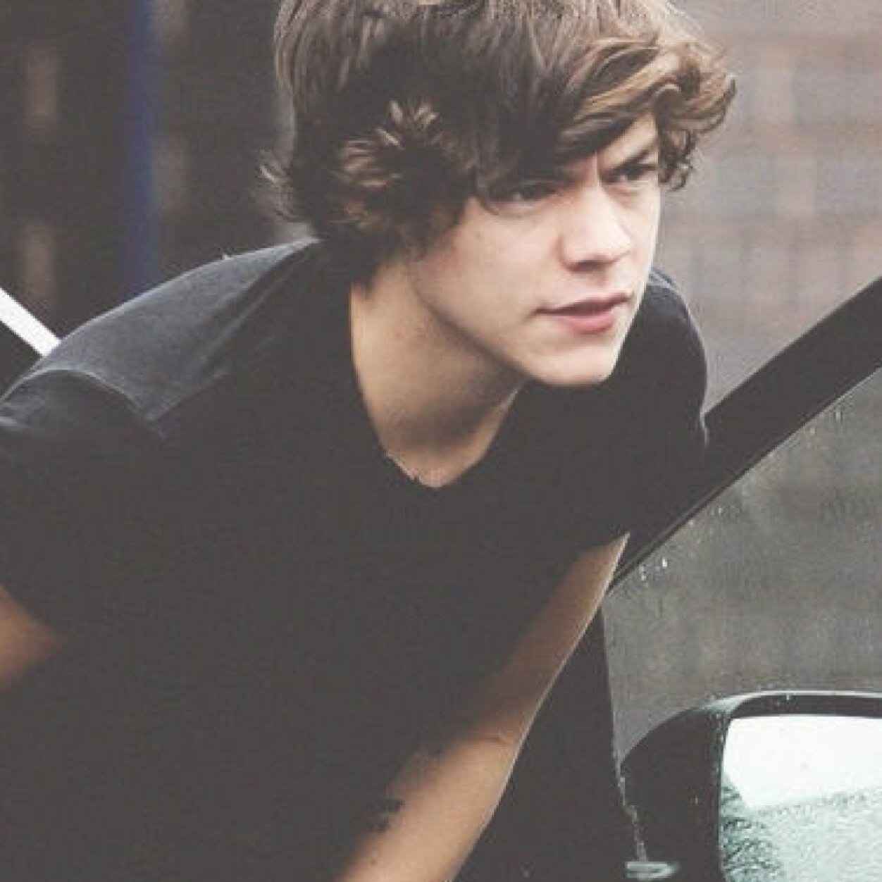 I'm falling for your eyes, but they don't know me yet.