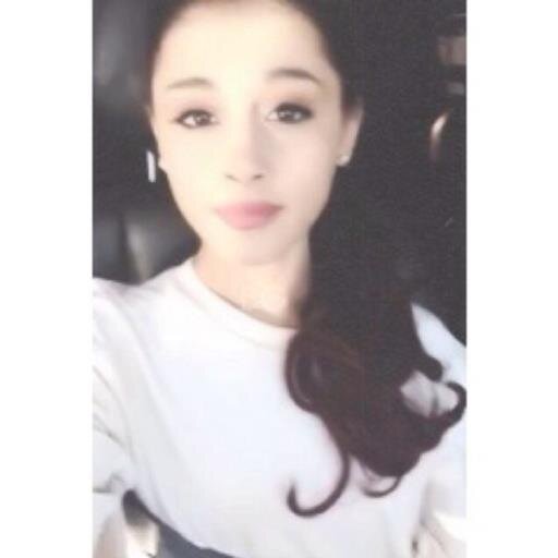 msCatBerry's profile picture. ♡ I wanna say we're going steady like it's 1954 ♡