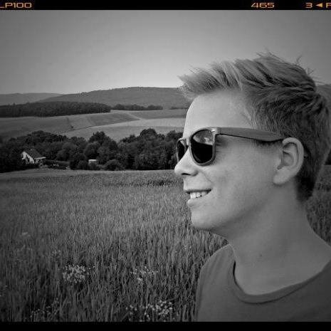 ALAKRAZ's profile picture. Galiba eski liman üzerindesin