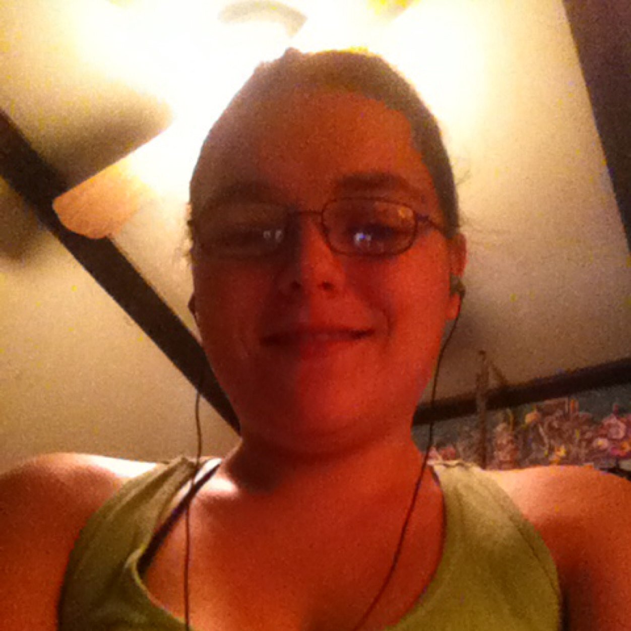 sassylovesearl's profile picture. 