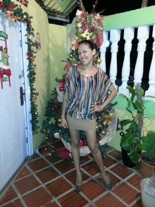 Feliz con lo q' tengo viviendo un día a la ves... y contigo en el corazón mi vida!! Saranhamnida FCAZ...♥