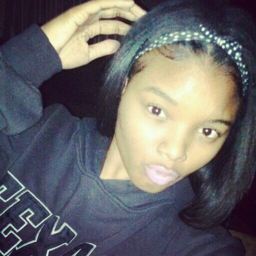 blah blah blah :')) I love me est 11/5/94 #TEAMSCORPIO