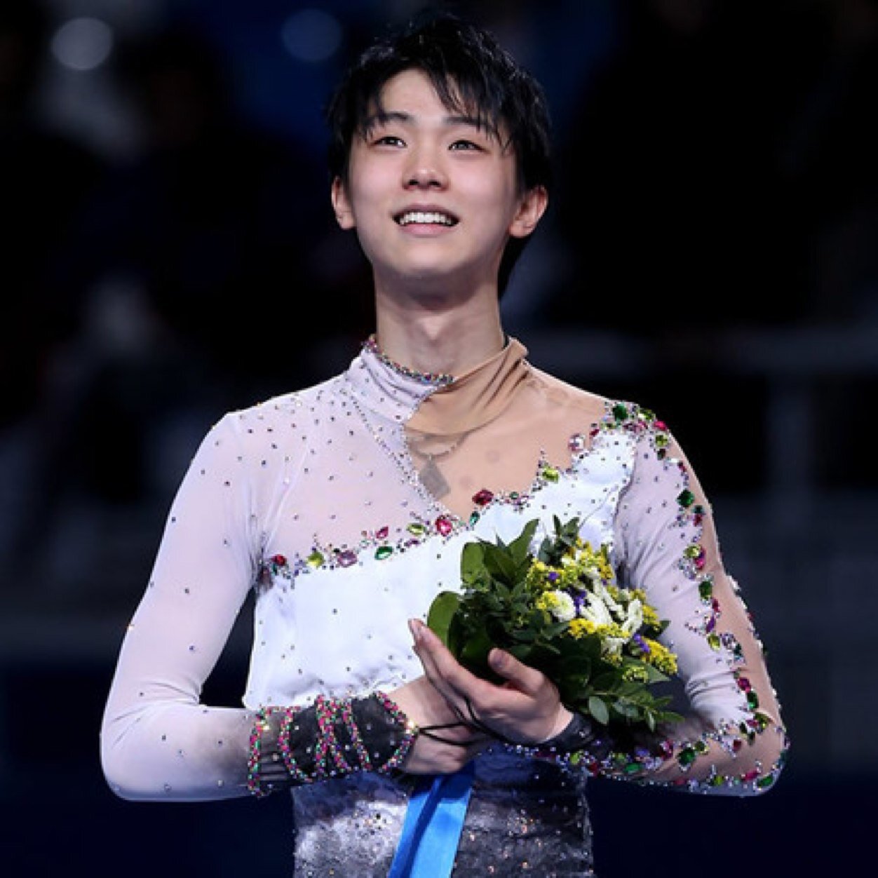 羽生結弦画像まとめ 金 羽生くんの 上向き写真 Http T Co Hfgesnevyi