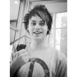 Congrats! Parody Michael followed you! The real thing will happen soon I promise ♡