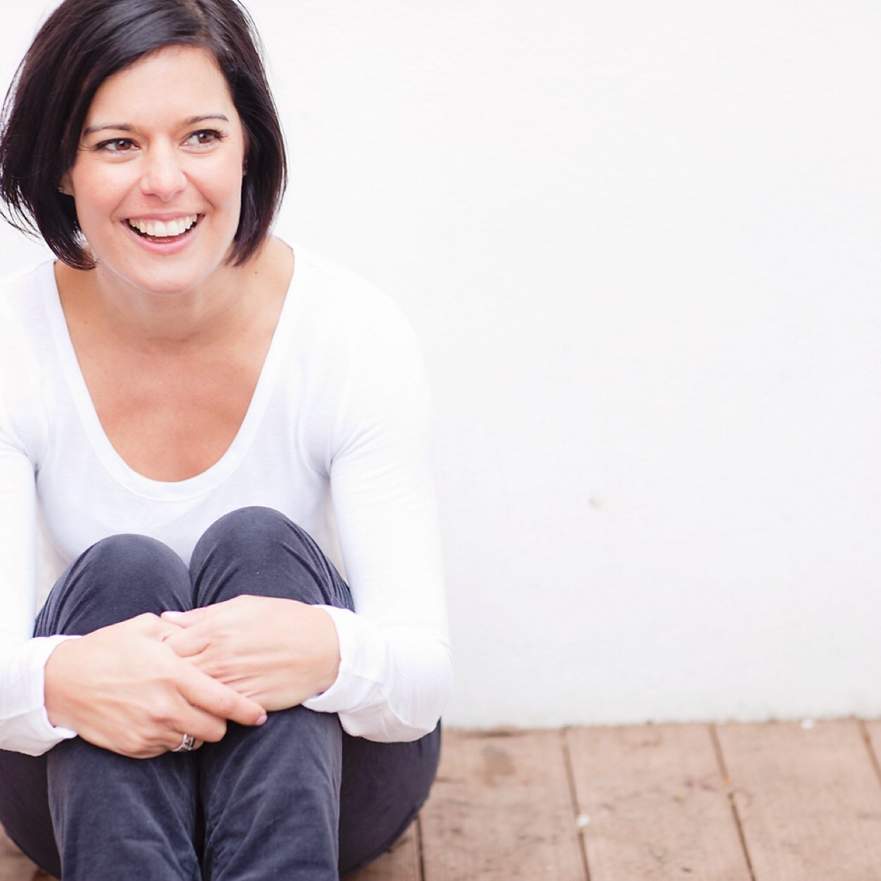 Mindset and behavioural peak performance specialist - organisations, individuals, elite athletes. 

Power vinyassa yoga teacher. 

London and Australia.