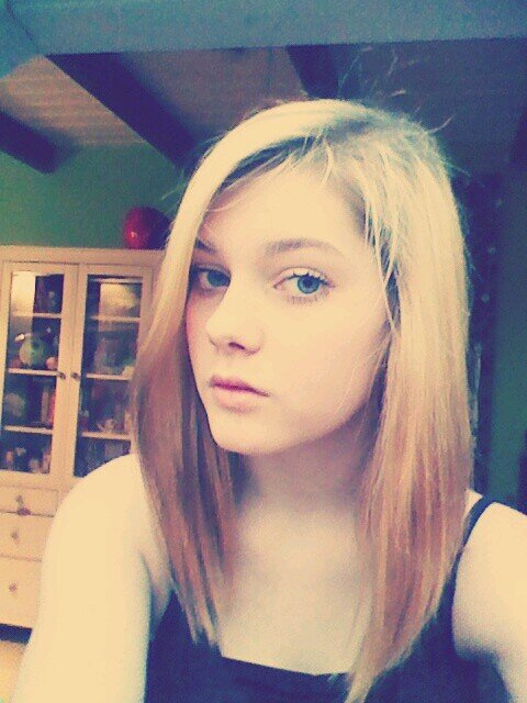 Casper♡ // Prinz Pi♡ // dauerhungriges Wesen // lesbisch // pessimistisch // Hardstyle∞