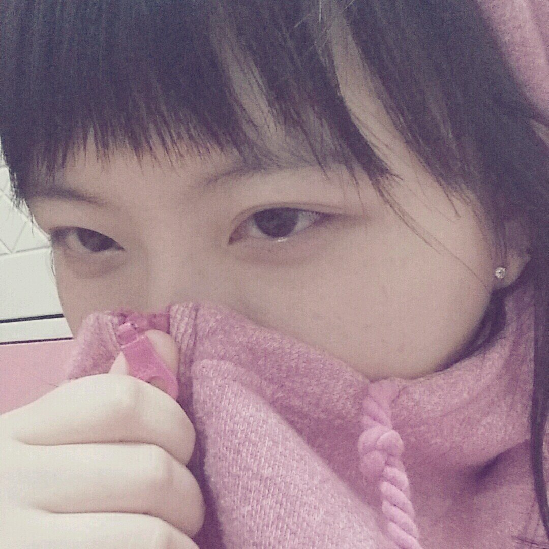 adorabhyesun's profile picture. 