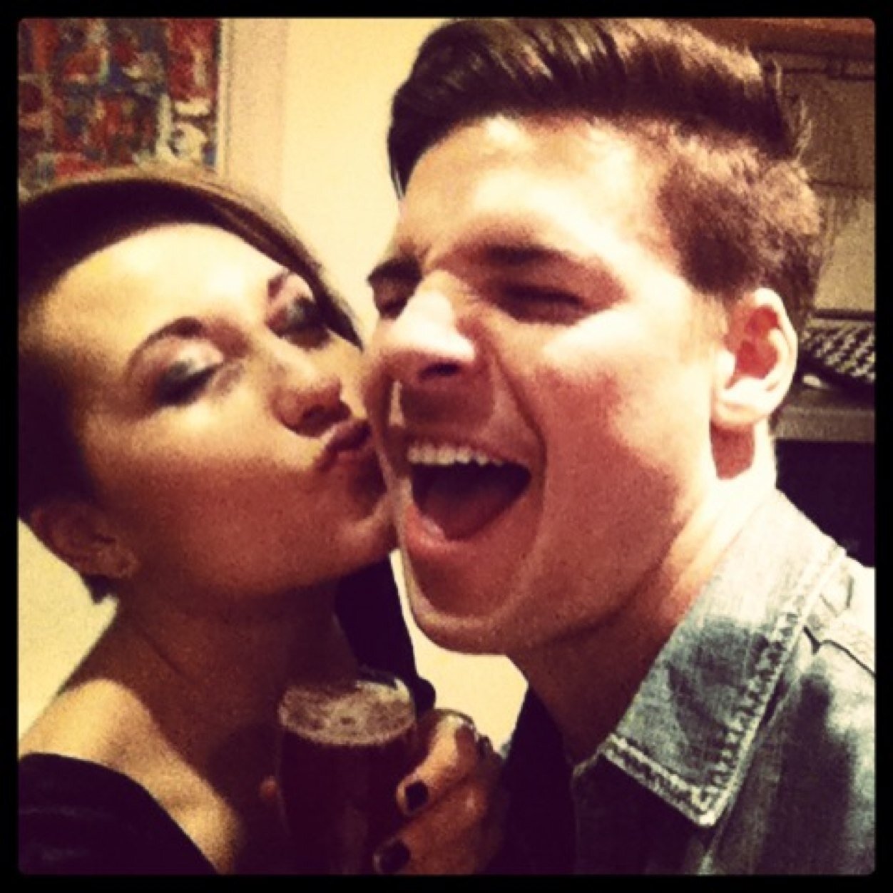 Account executive at Mash Marketing. Zara addict with a passion for travelling and big love for Hendricks G&T's.