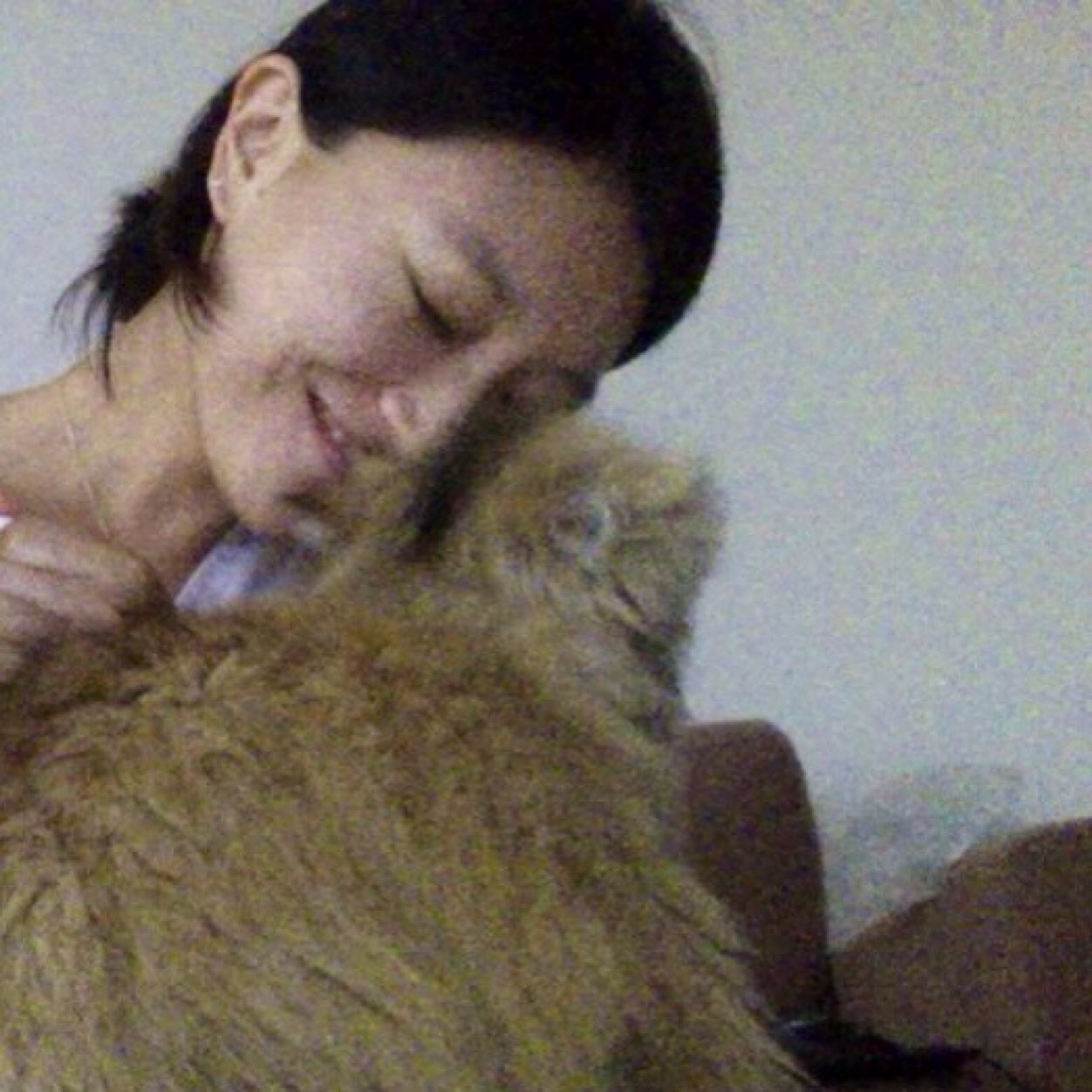 soochha's profile picture. 봄으로 가자. 우리 봄에게로 가자. 지난 겨울밤 흘렸던 눈물을 마저 씻고.