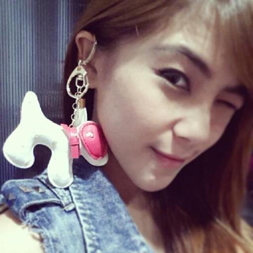 Enjoy And Have Fun With #OwnBie Keep Support @mi_ChristyChiBi And @Cherrybelleindo , Kami Adalah Keluarga ( E ) Disini Kami Hanya Ingin Mensupport Kici^^