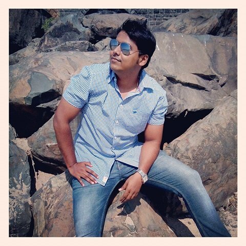 Doctor. Loves to make new friends, Love to travel to new places, Music lover and lots more.............:)