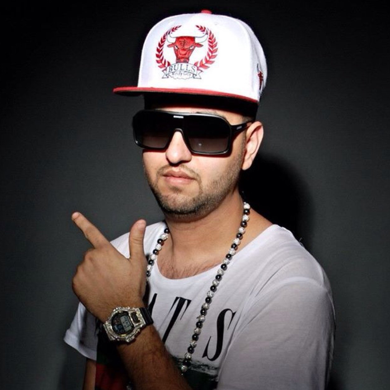DEEJAY / PARTYROCKER CLUBROCKER / KING OF WHAT I DO http://t.co/ng4Y8JNjnn