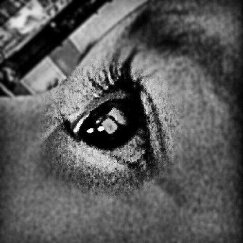 PutriSyaraswati's profile picture. 