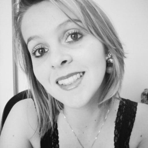 Juntos , porem separados ;**