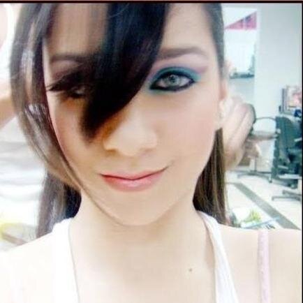 A Priiincesinha que não Nasceeu
Para ficar preza no casteelo, Maaiss Sim para
Enfrentar A realidade Com a Cabeça Eguiida ~ ♥
Me segue amore!
