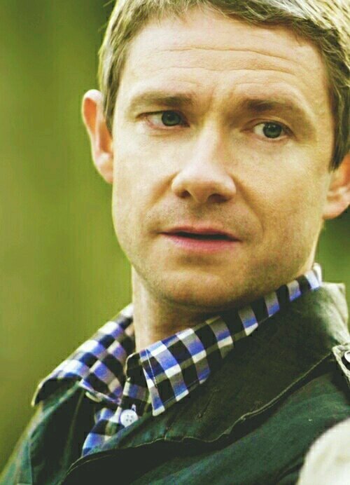 Dr. John Watson. Veteran of Afganistan and Barts Hospital. Doctor. Blogger. Jumper wearer. {Sherlock RP}
