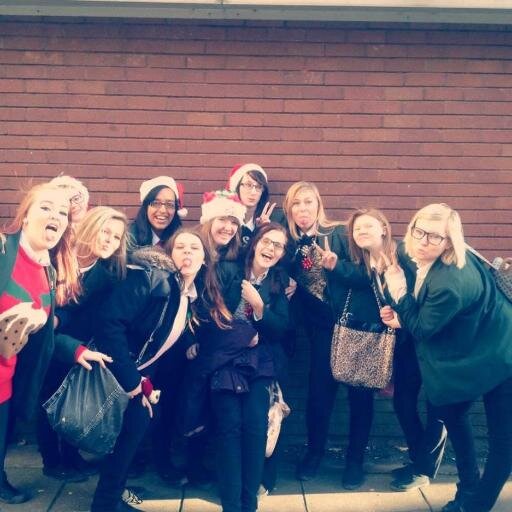i live in a crazy world with crazy people which i have lost or left behin  and I love TW and music and my family +chloehayleytom facebook-gurpreet kaur
YOLO