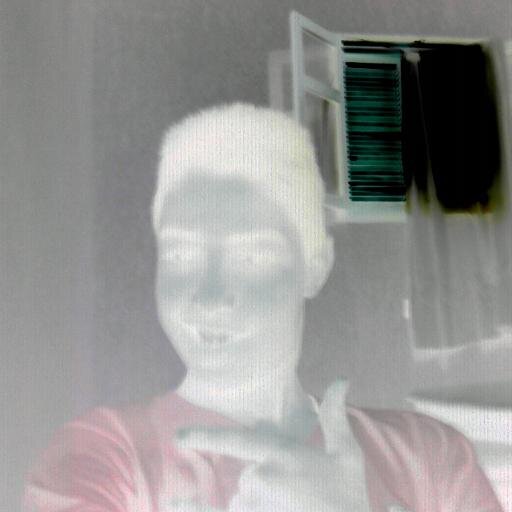 I Mahdi live in Morocco Study in secondary loved music and football and I hope to be a global singer 'and men loved Ban