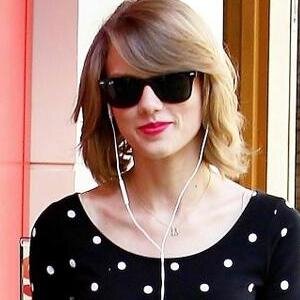Indonesian Swifties Twitter Fanpage
especially Yogyakarta . Please Follow Us For more info,pict,news and everything about @TaylorSwift13 :) #REDTOURJKT