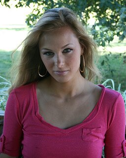 Lonely housewife husbund away in the armed forces would love to make friends & chat have a laugh my number 07088 721046 are you lonely too ? call me :) Amanda