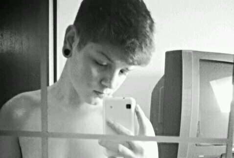Snapback*-* / Tunnel / 14
