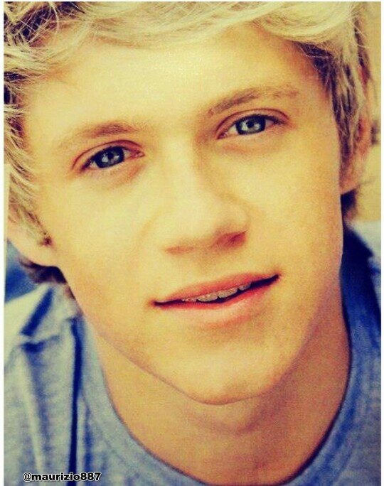 hi♥ directioner 4-ever .. in love with the irish one♡  .. follow back:)