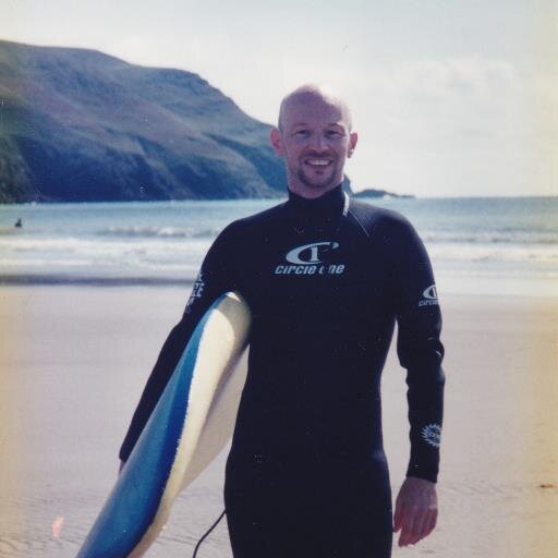 MontyShaft's profile picture. It's not big and it's not clever. Contributor to Triangle magazine. One of the keyboard players in German Film Stars https://t.co/968WKvygPe