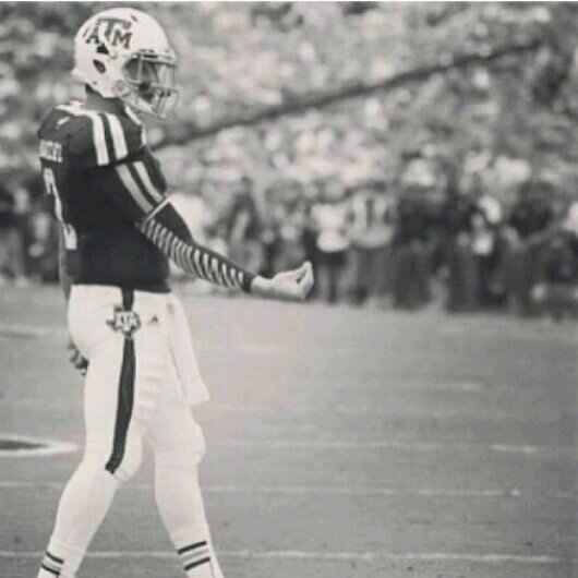 Not_JManziel2's profile picture. Nothing Was The Same Or Was Everything Different? Lauren Hanley Is Miss Manziel