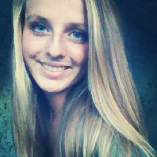 always fight for what you love ♥ || keep smiling, and let the world wonder why || ik vergeet m'n zorgen en geniet ♥ ||