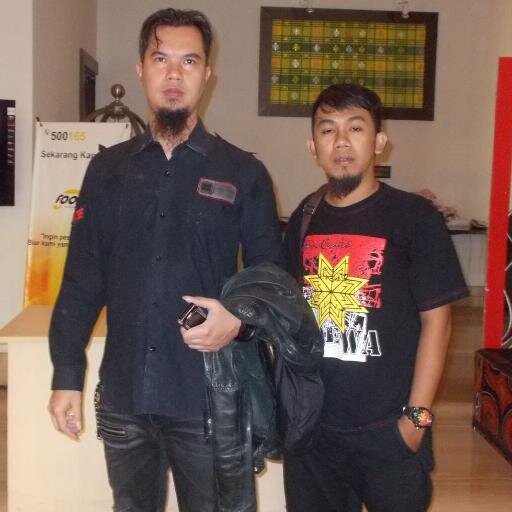 “Aku bukan manusia yang penuh Dosa, tapi aku juga bukan manusia yang Suci”