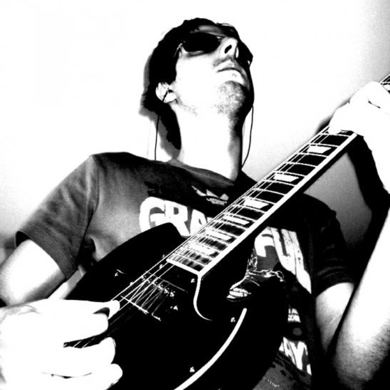 Attorney | UCAB | Universidad de Sevilla | FIU Law | Guitarist Berklee | IG: rafael.prado22