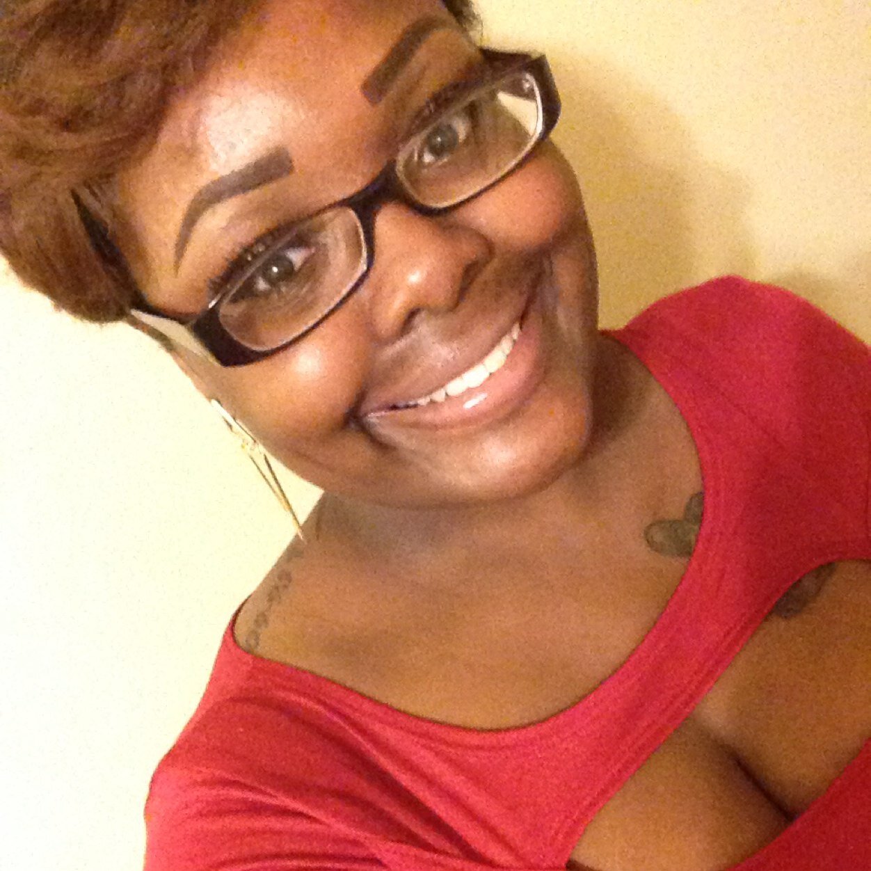 The Prettiest Smiles hide the DEEPEST Secrets, The Prettiest Eyes have cried the MOST Tears, & the Kindest Hearts have the MOST PAIN! ♥♥#KeepGodFirst #teamUSM