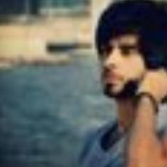عندج احد يحبج من قلب؟يغارعليج؟مايخليج تزعلين؟هوسعادتج؟هودينتج؟هوعلي شئ فيج؟تعرف اللي يزعلج واللي يفرحج ياحظج ياحظج وايد