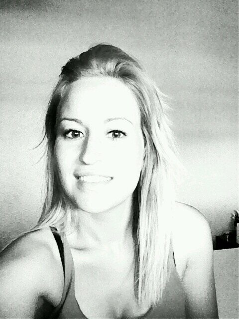 lebasi21isa's profile picture. 