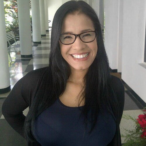 Luchadora por la construcción del Poder Popular y el Socialismo Feminista. #YoSoyChávez @PSGolpeDeTimon
