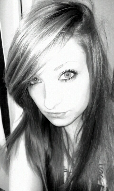 1LaurenMartin's profile picture. Clumsy, awkward, human