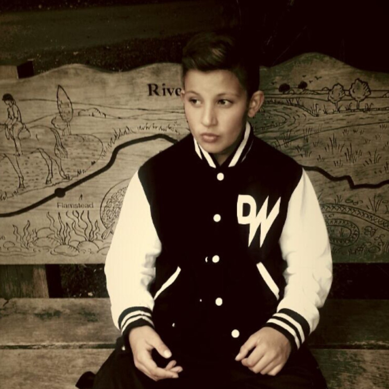 MiniJoeyEssexF's profile picture. Official Mini Joey! 
#minijoeys @JoeyEssex_  #model