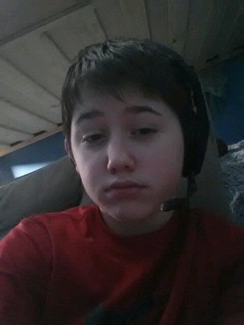 I feed and trickshot. Member of Evo. Add me on xbox eN Vortex message me to ty out. :)