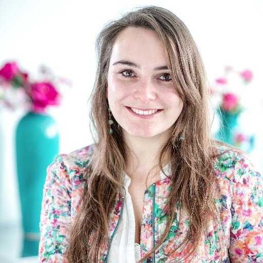 Gespecialiseerd in bloemversieringen! Bedrijfs/Bruids/Rouwbloemwerk zowel zakelijk als particulier