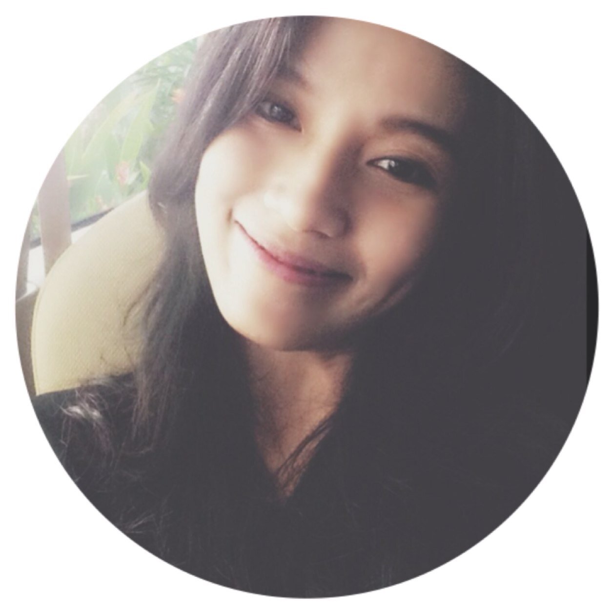 a mother of three 👧🏻 kara 👶🏻 Barra & Nara. Pretty quirky. Legal Corporate. Music enthusiast. Sushi junkie.
