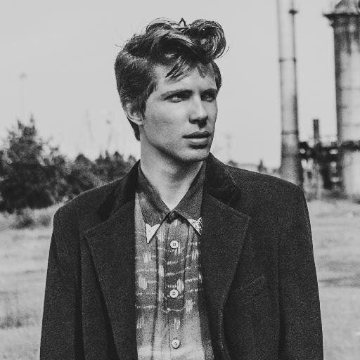 Morellray's profile picture. Licenciado en Publicidad y Relaciones Públicas y apasionado de todo lo que es arte.