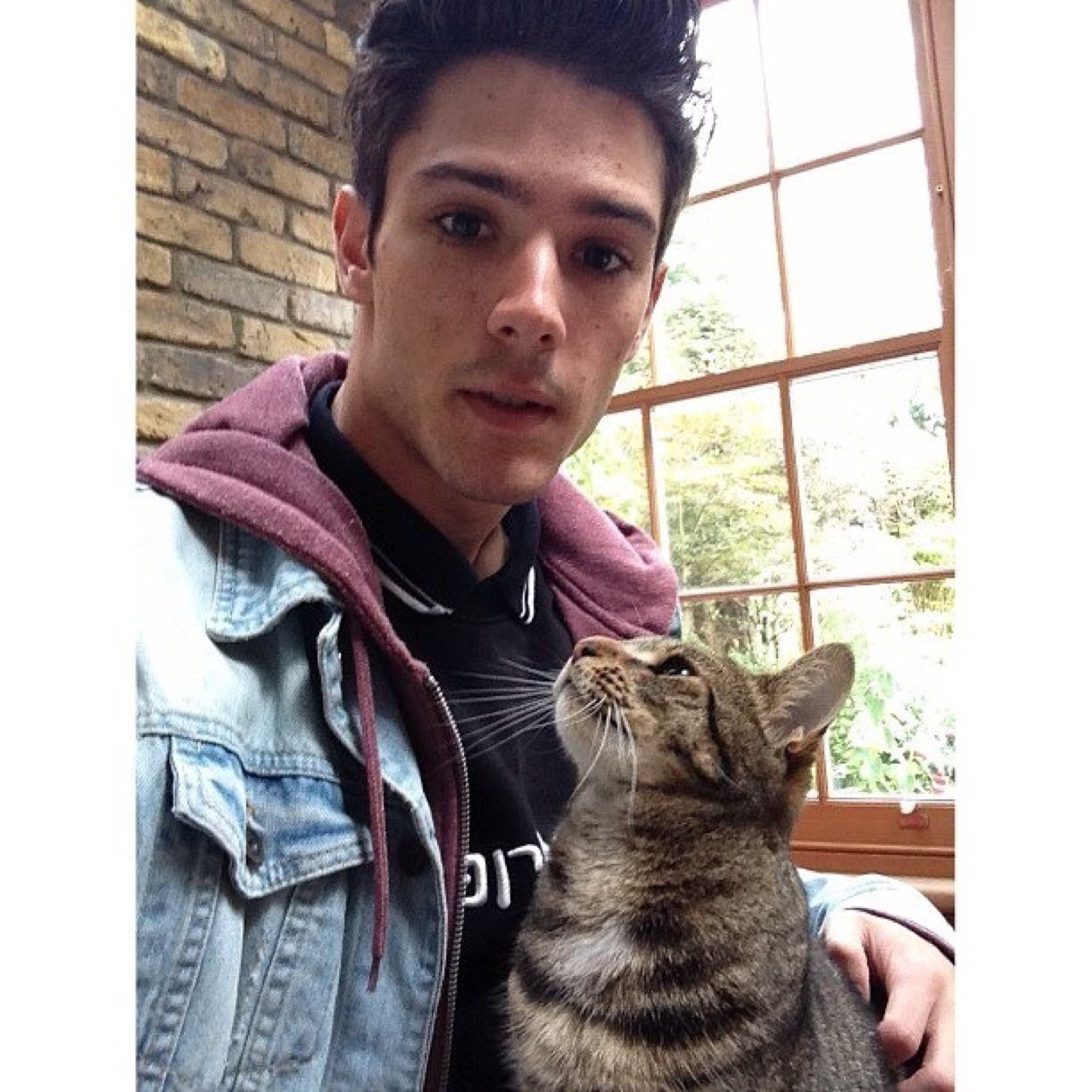 dennis miller • nineteen • single, bisex •