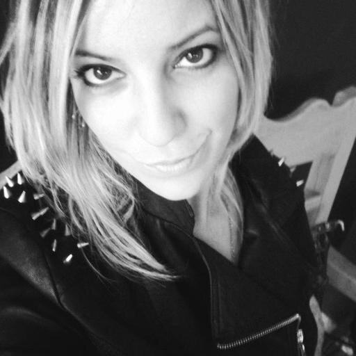 Gastronomy. Love. Tattoo. Journalism. Sugar. Classic, Muscle & Antiques Cars. Music lover all the time. Addicted to Rock 'n' Roll and Sky