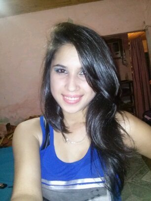 vivo enGral Güemes _ Formosa_ Arg_Tengo 16 años_ y fanatica d los deportes....jugadora de Basquet _ voley