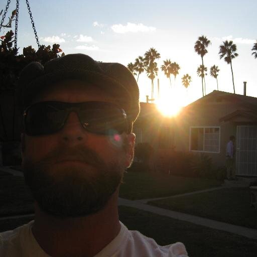 thepinckman's profile picture. love everyone. tell the truth. laugh at everything