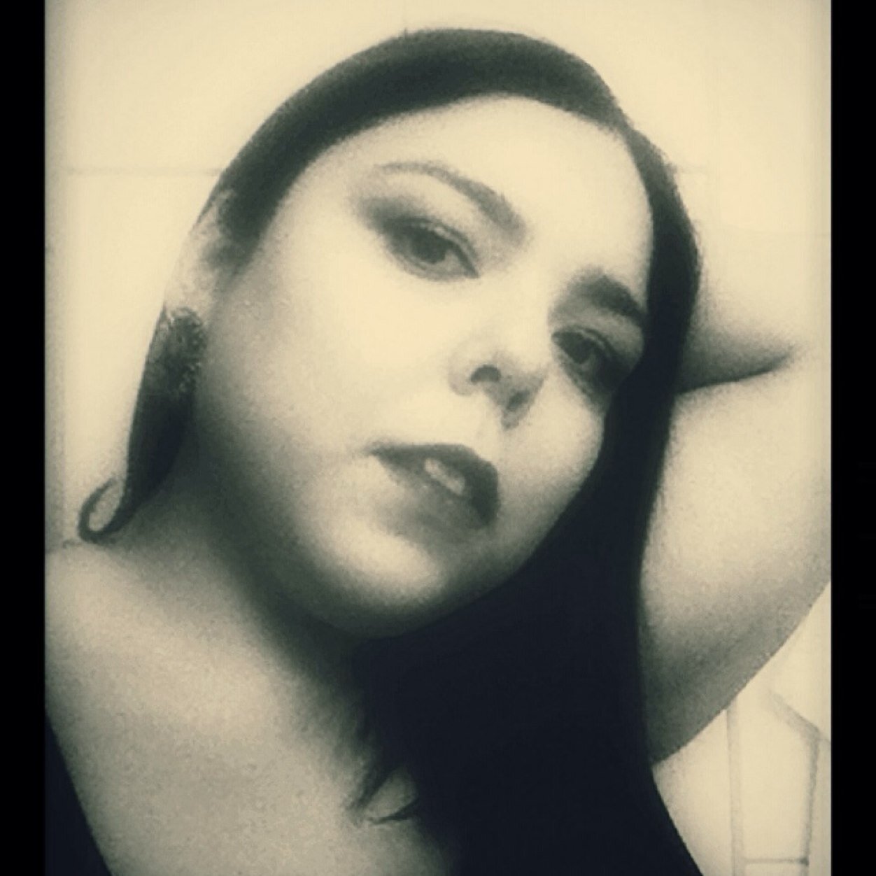 pinpinlarsson's profile picture. Muhtemelen dünyadaki tek Pinar Larsson benim, başka da bi numaram yok