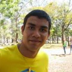 Coleciono parceiros na caminhada .Inimigos não coleciono,não me relaciono,não me emociono,por eles não sinto nada